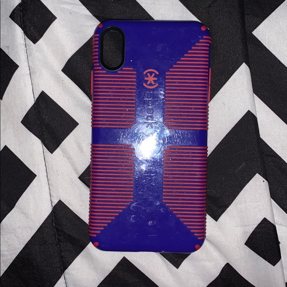 iPhone XS Max speck case